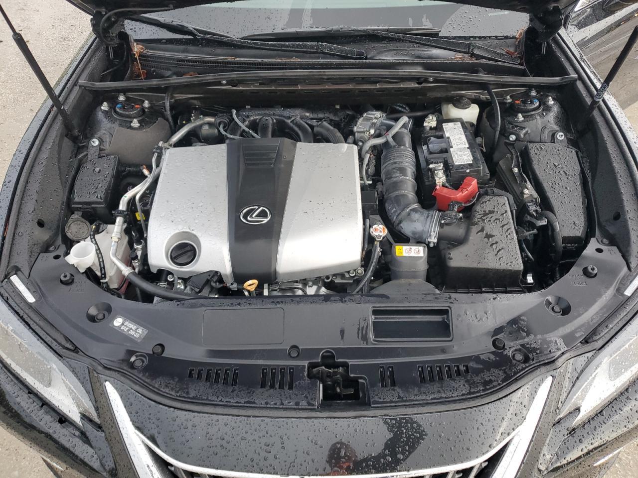 2024 LEXUS Es
