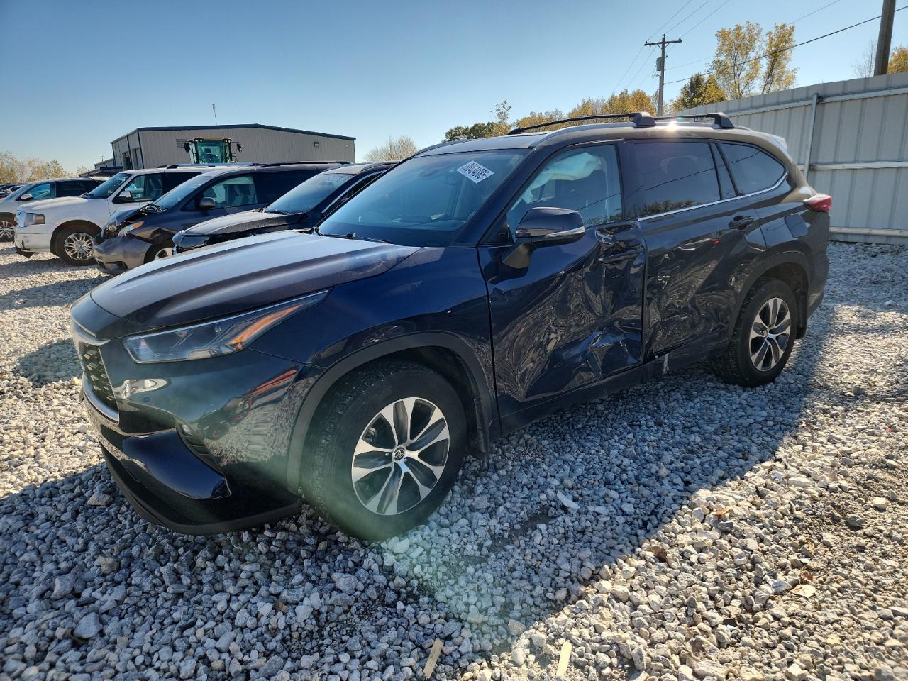 2022 TOYOTA HIGHLANDER