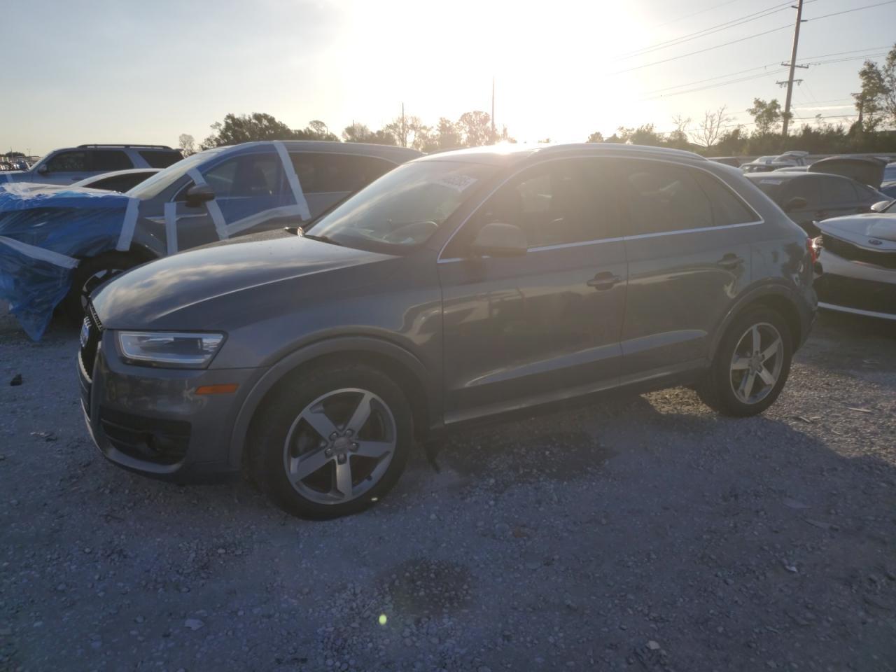 2015 AUDI Q3