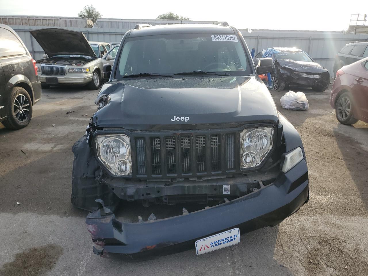 2012 JEEP Liberty