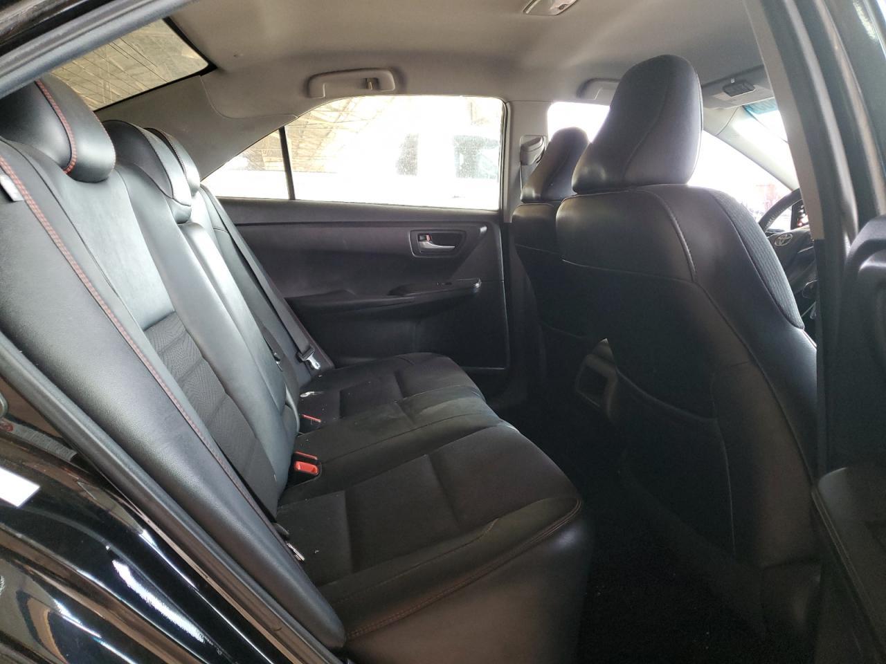 2017 TOYOTA CAMRY