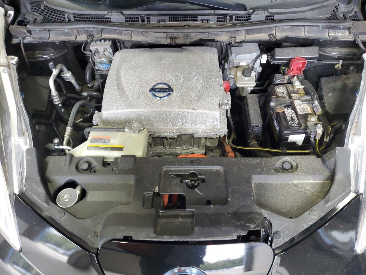 2013 NISSAN LEAF
