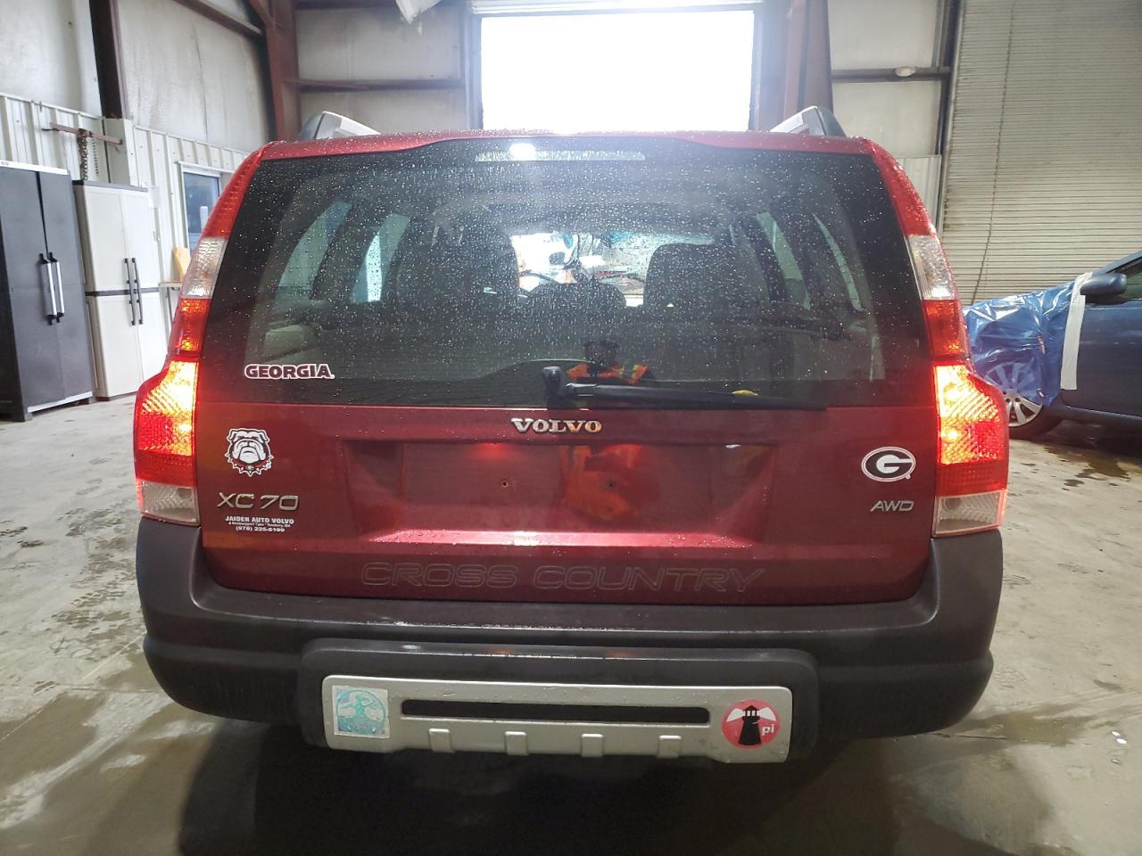 2005 VOLVO XC70