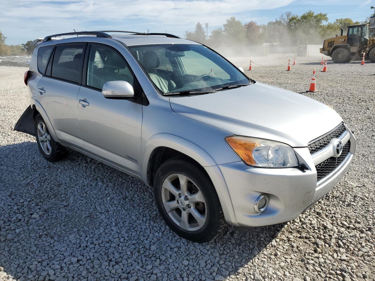 2011 TOYOTA RAV4