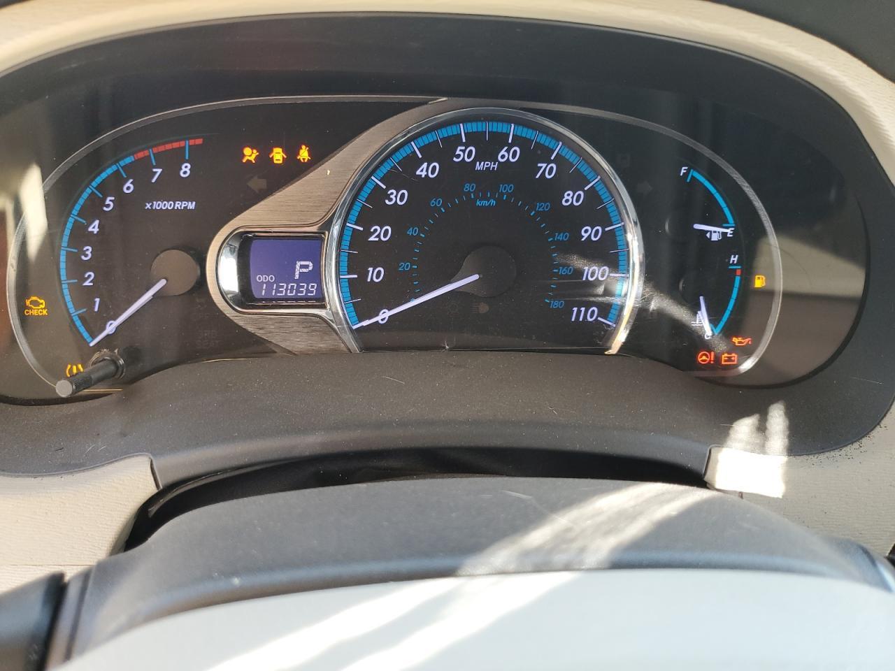 2013 TOYOTA SIENNA