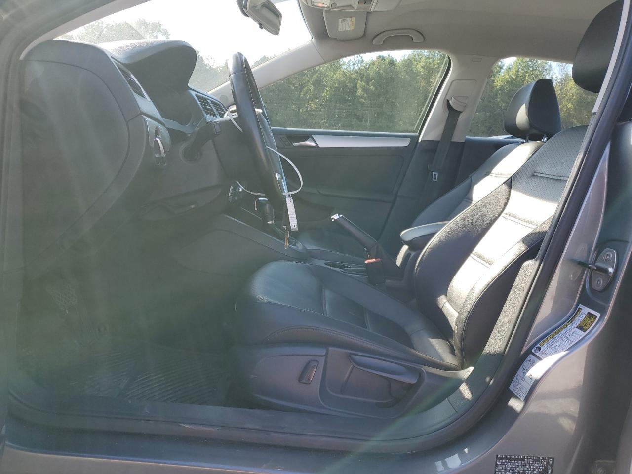2014 VOLKSWAGEN JETTA