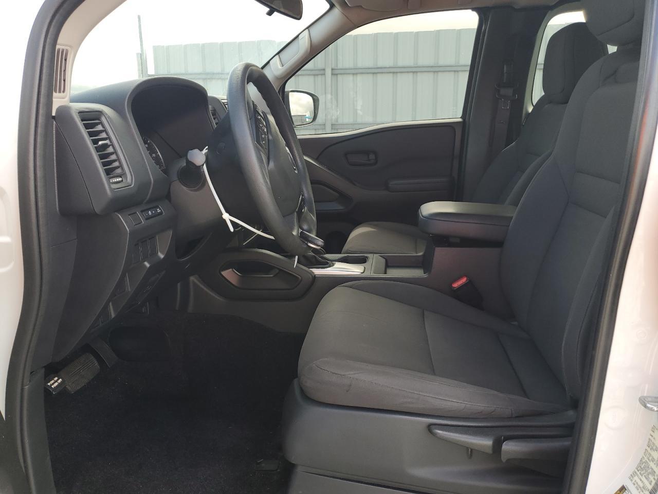 2022 NISSAN Frontier