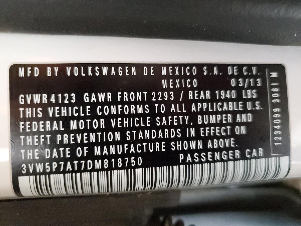 2013 VOLKSWAGEN Beetle