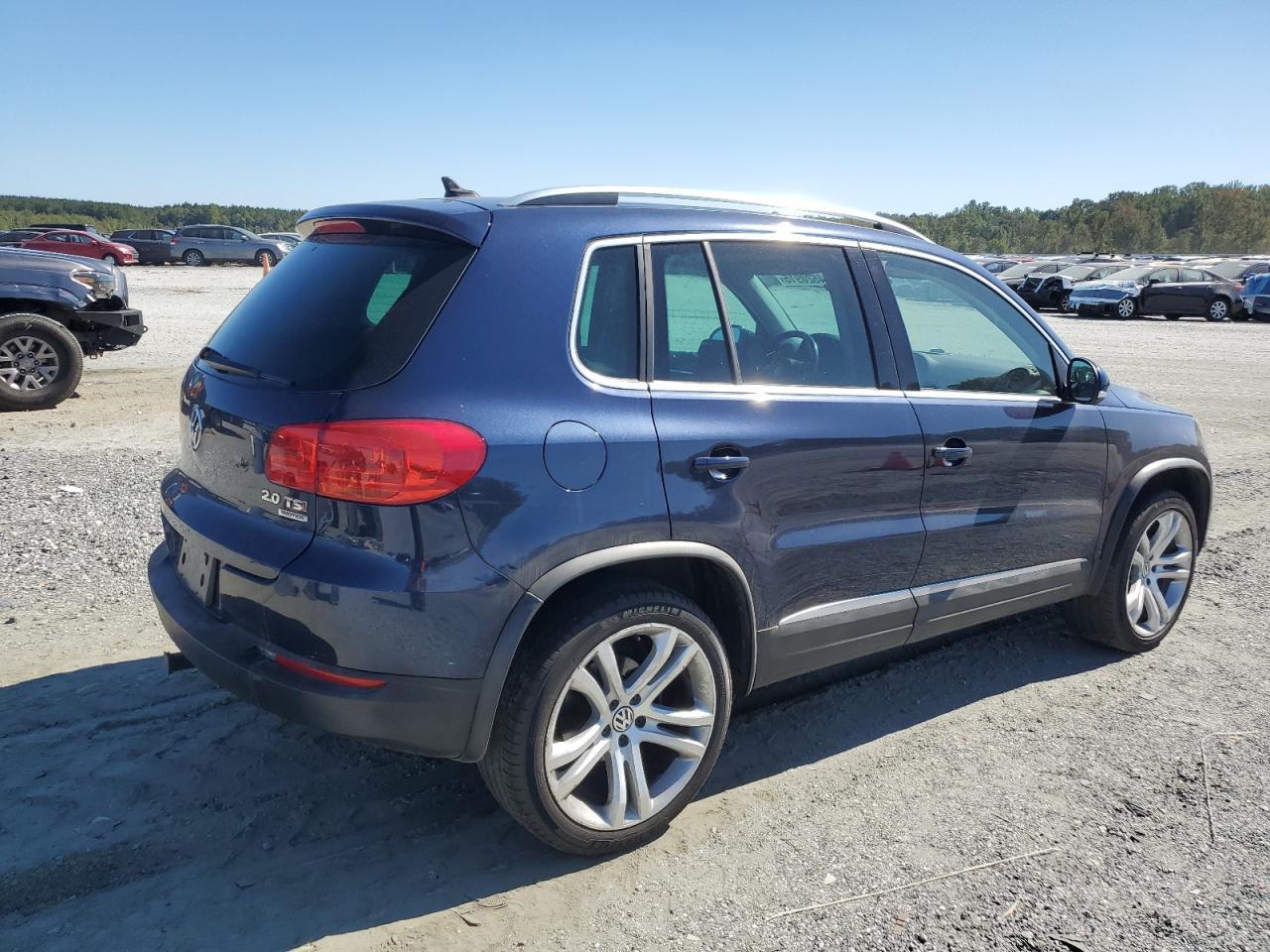 2013 VOLKSWAGEN TIGUAN