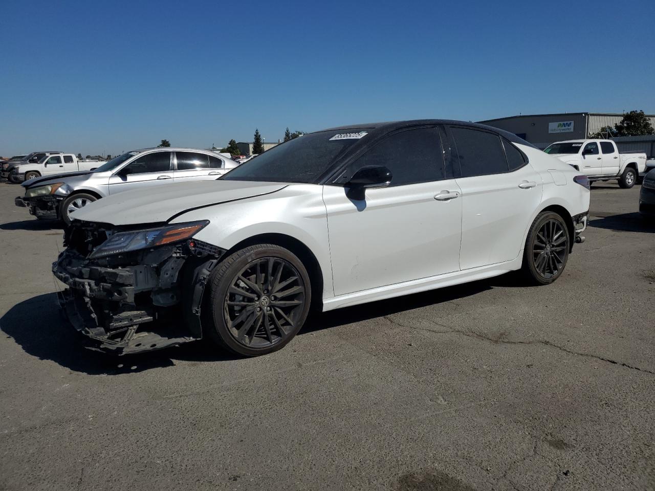 2024 TOYOTA CAMRY