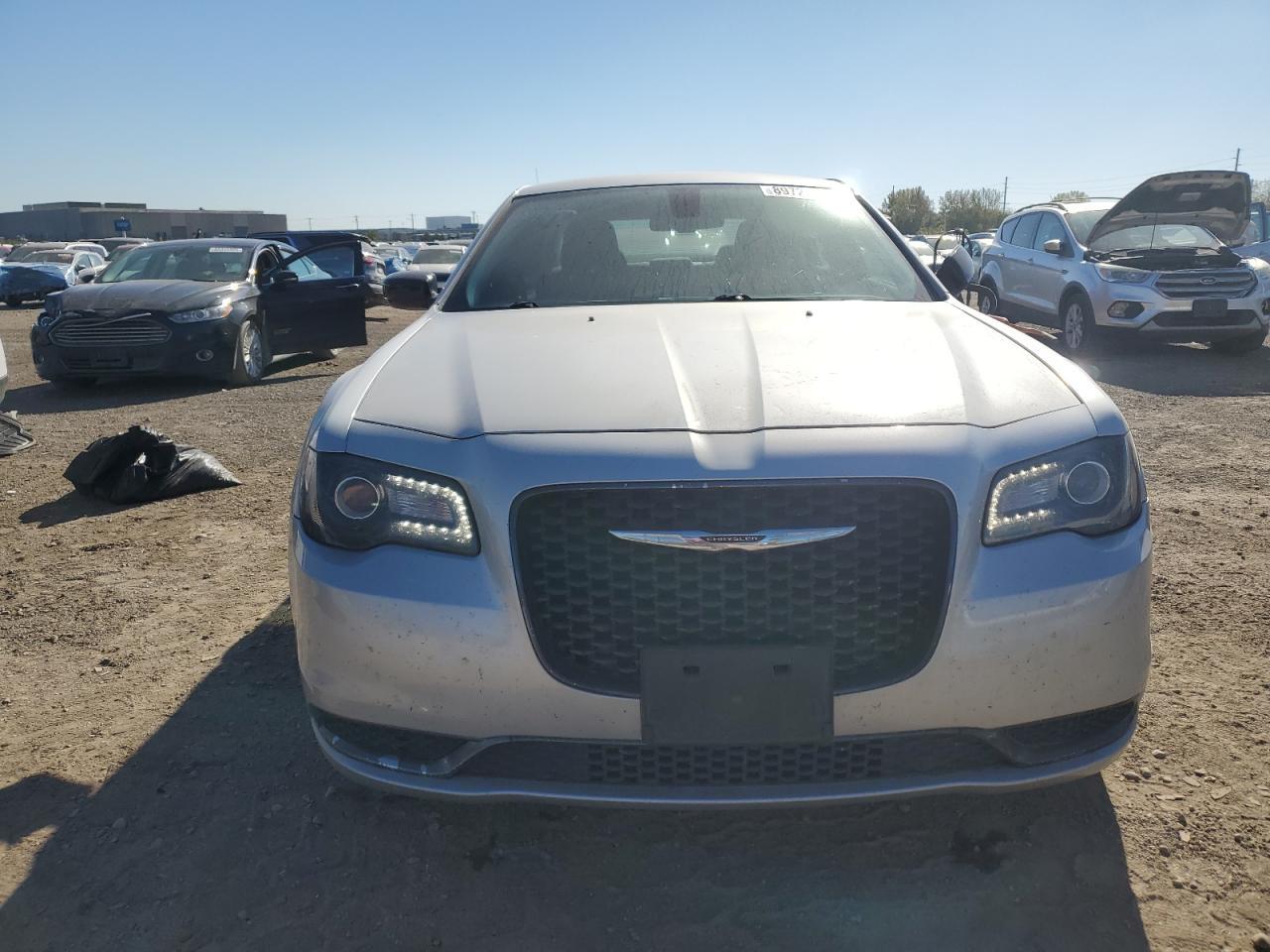 2019 CHRYSLER 300