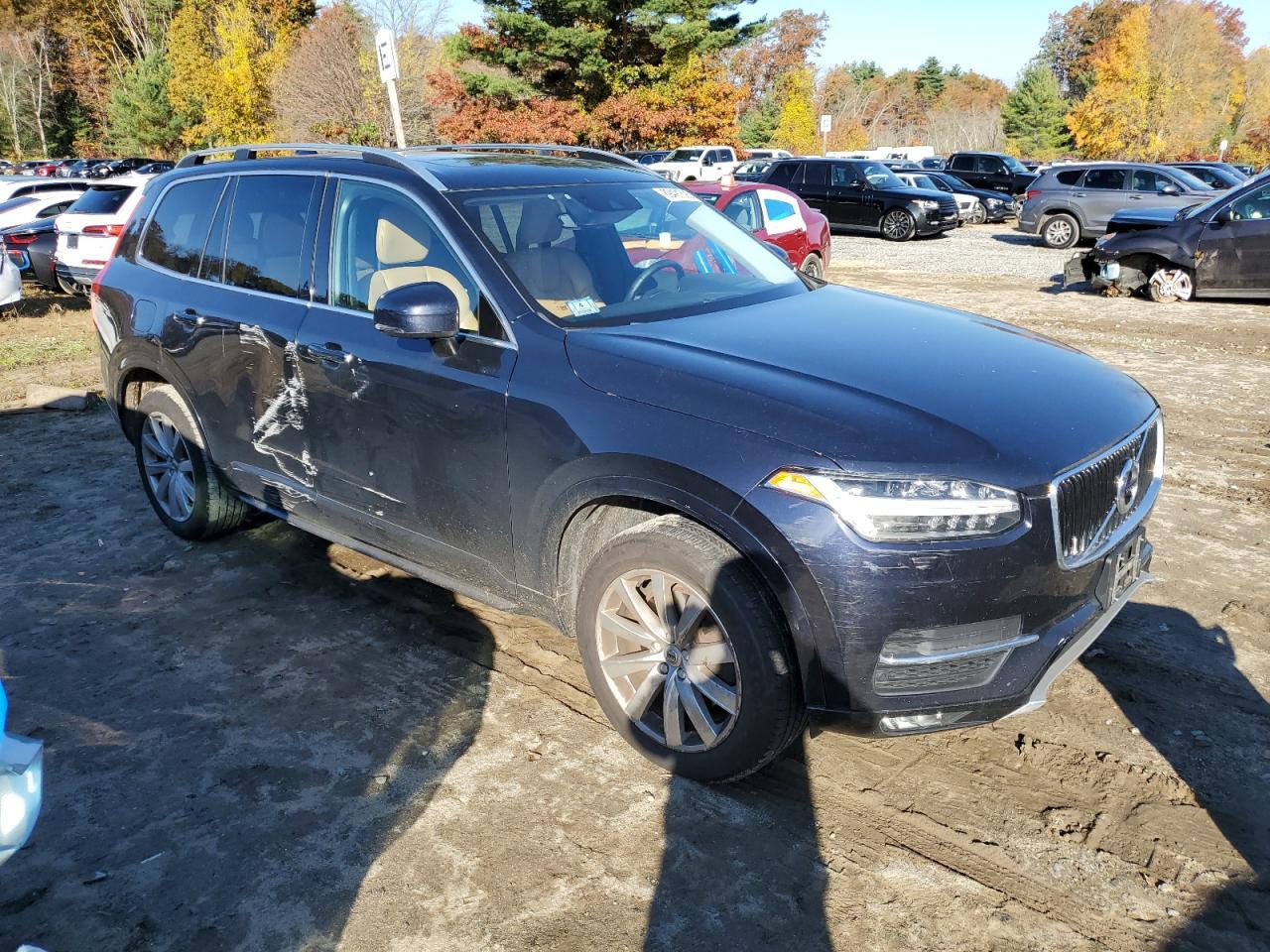 2016 VOLVO XC90