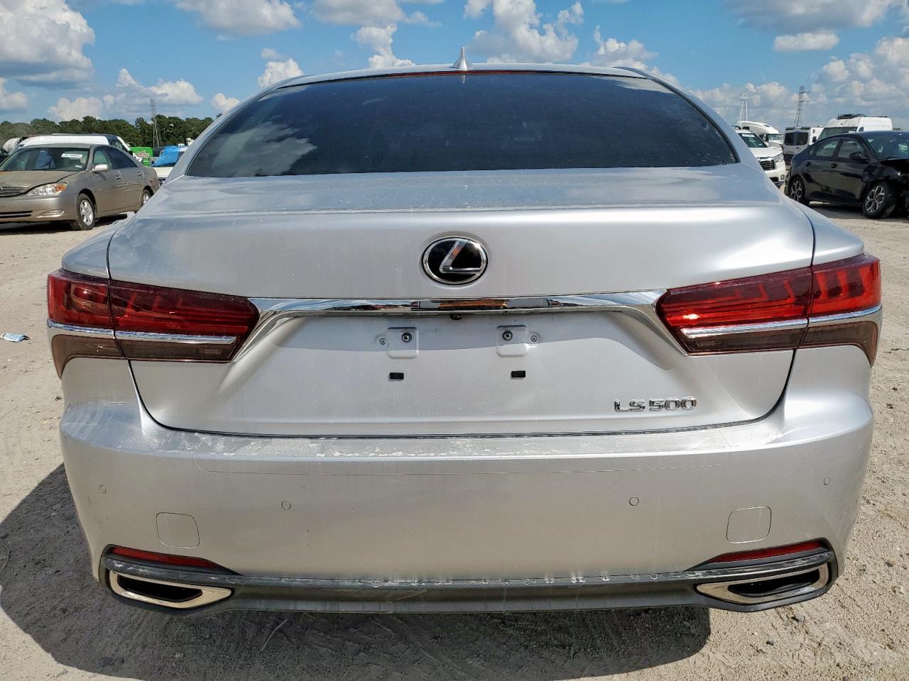 2018 LEXUS LS 500