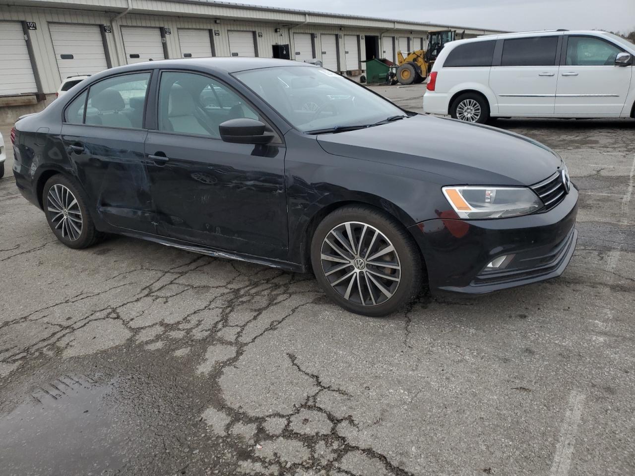 2016 VOLKSWAGEN JETTA