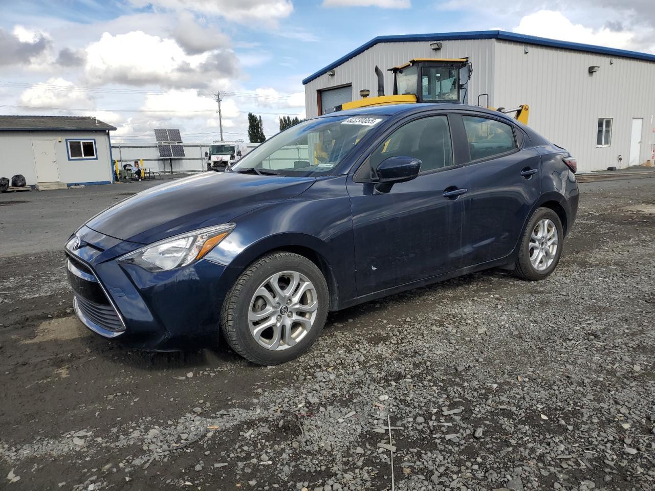 2017 TOYOTA YARIS