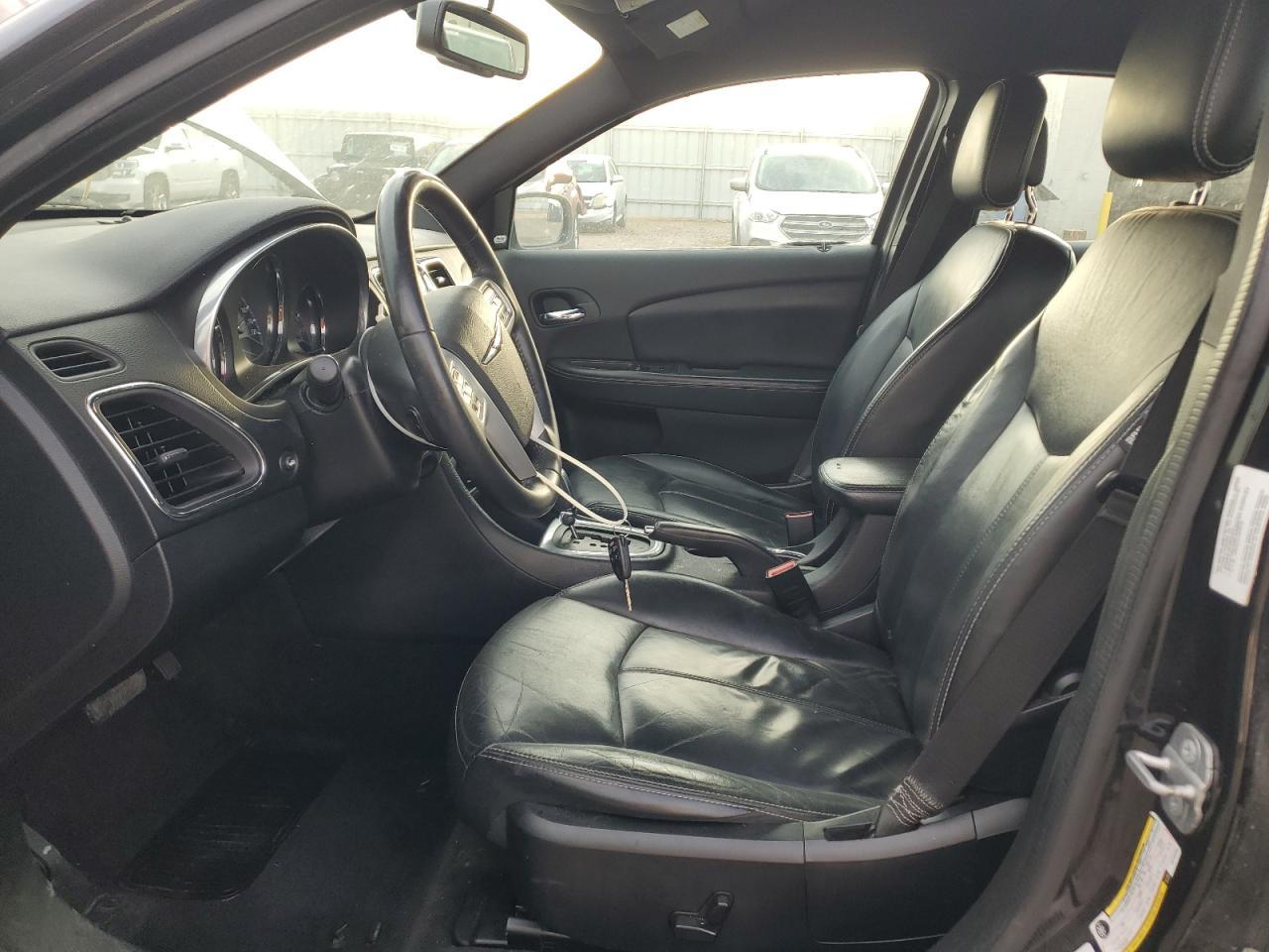 2014 CHRYSLER 200