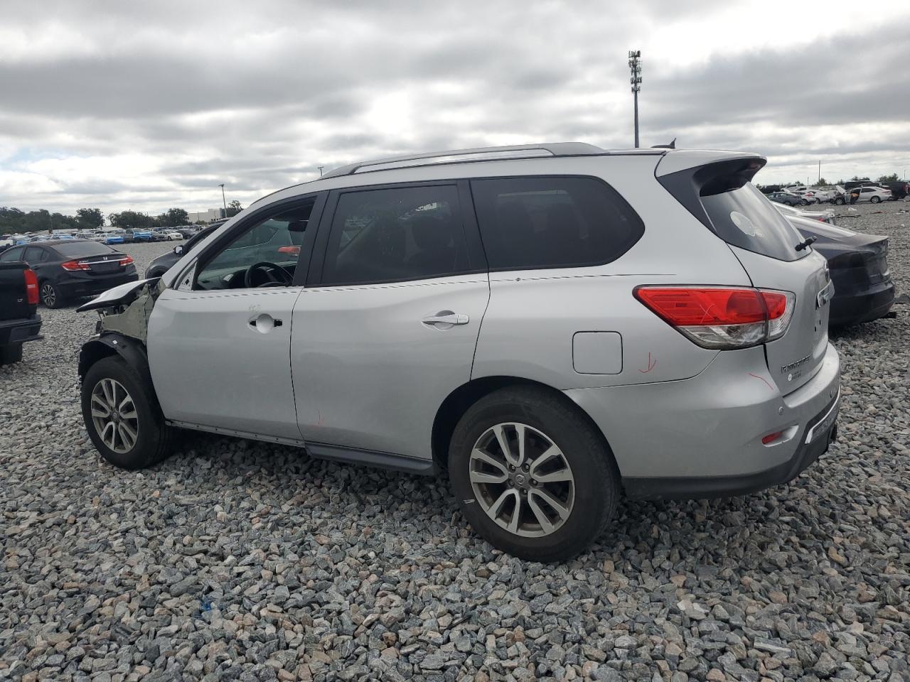 2013 NISSAN PATHFINDER