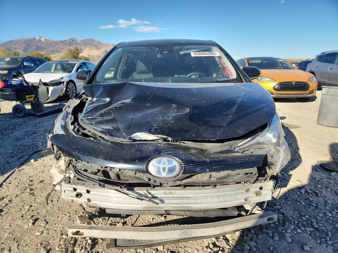 2016 TOYOTA PRIUS