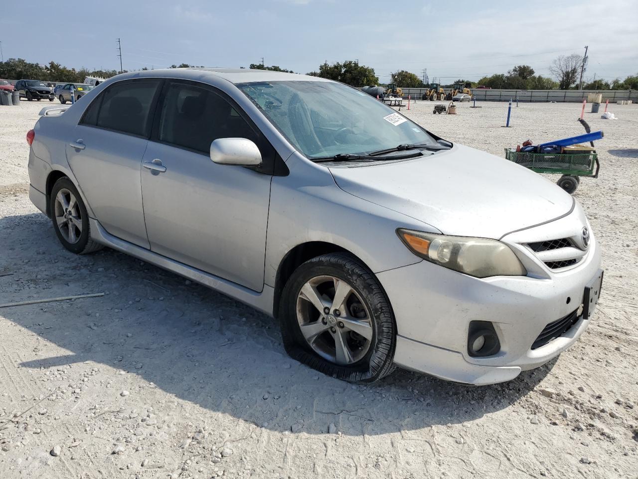 2011 TOYOTA COROLLA