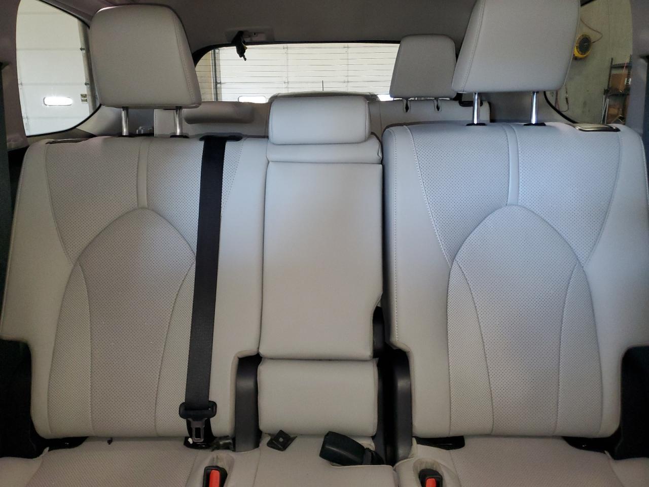 2024 TOYOTA HIGHLANDER