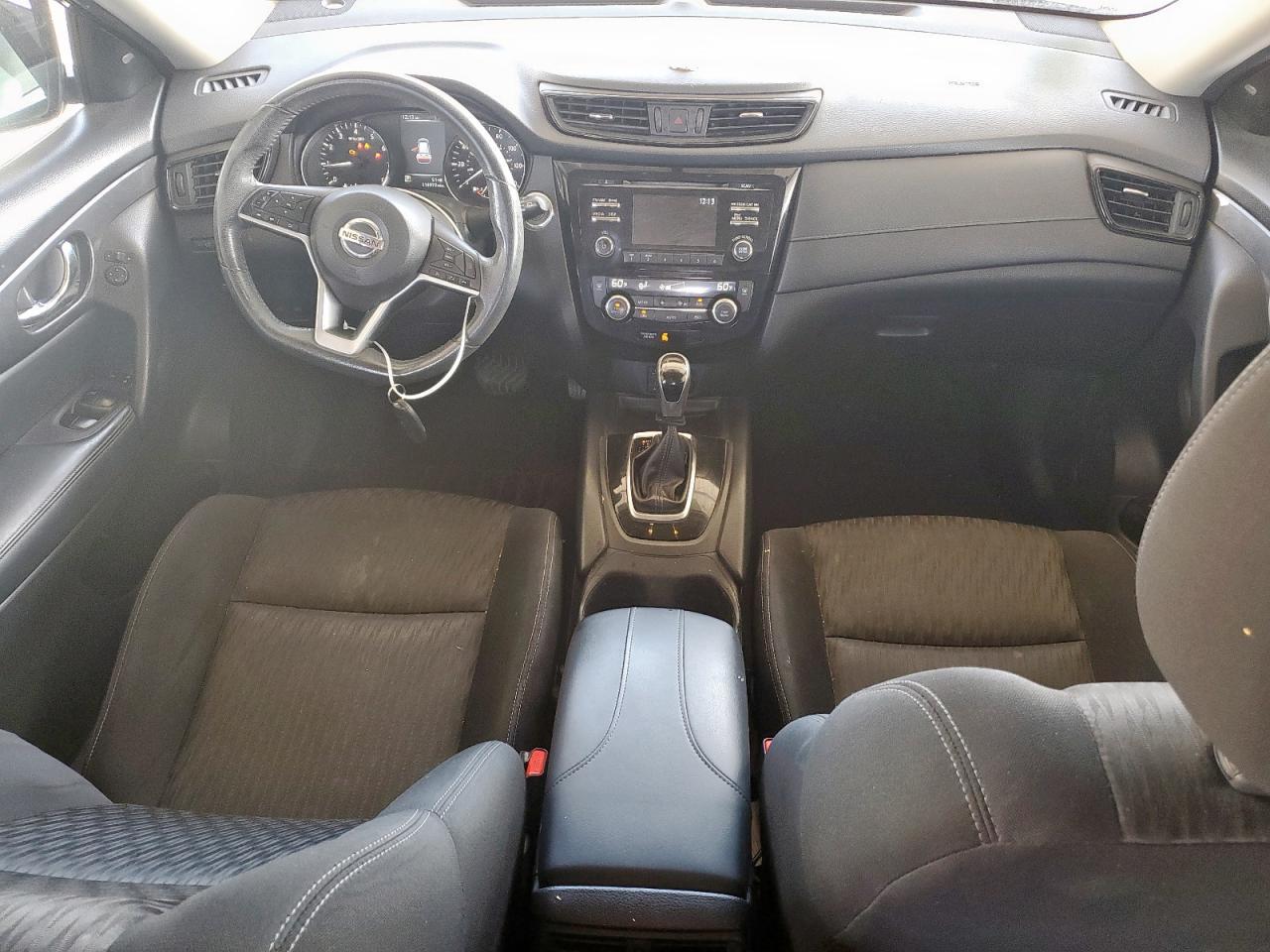 2017 NISSAN ROGUE