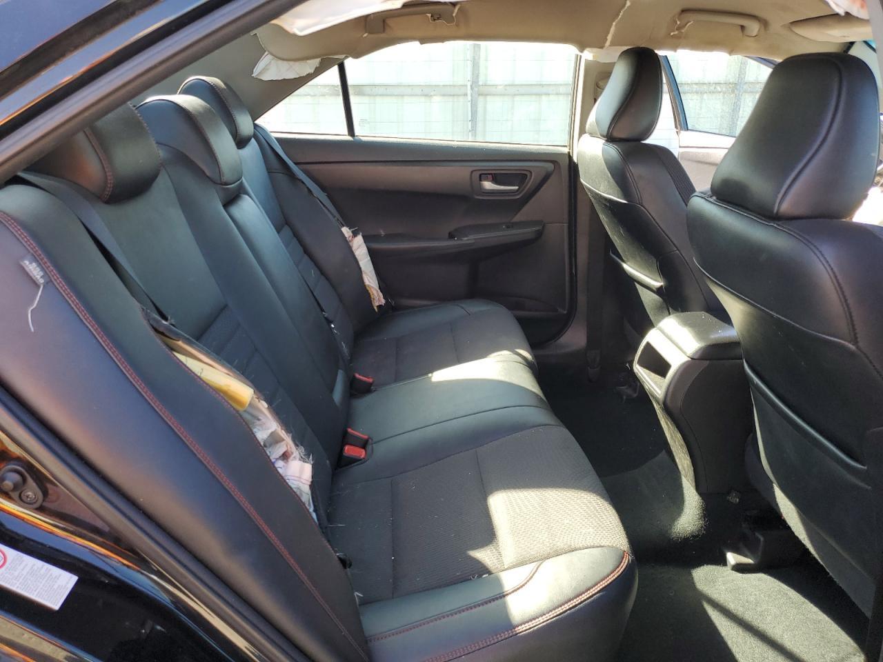 2017 TOYOTA CAMRY
