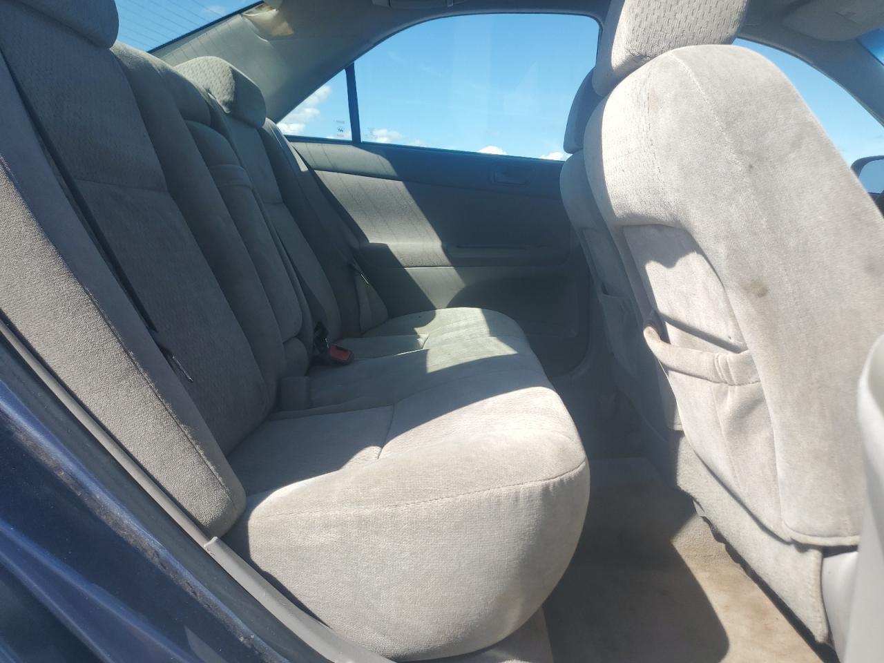 2004 TOYOTA CAMRY
