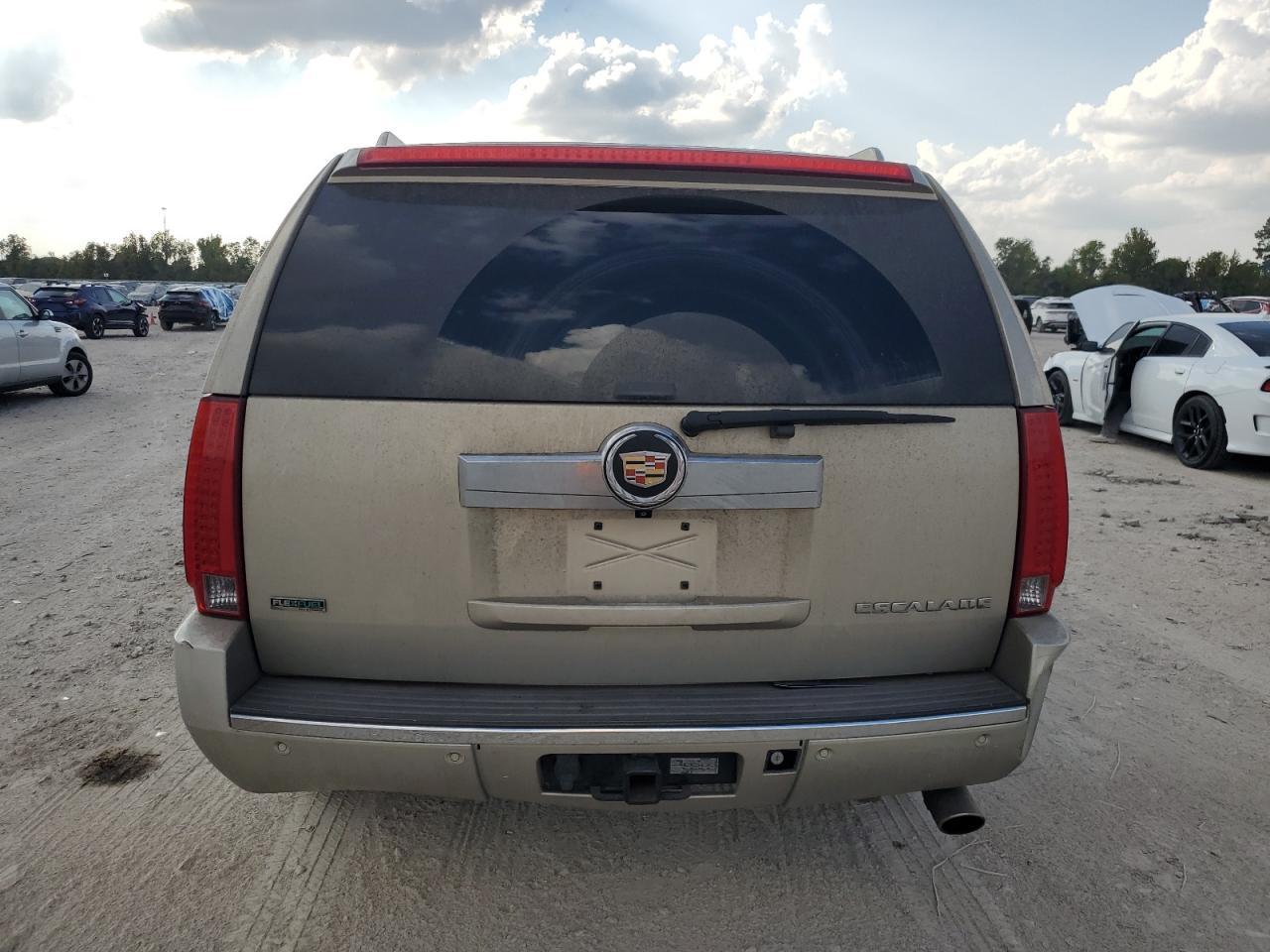 2018 CADILLAC Escalade ESV