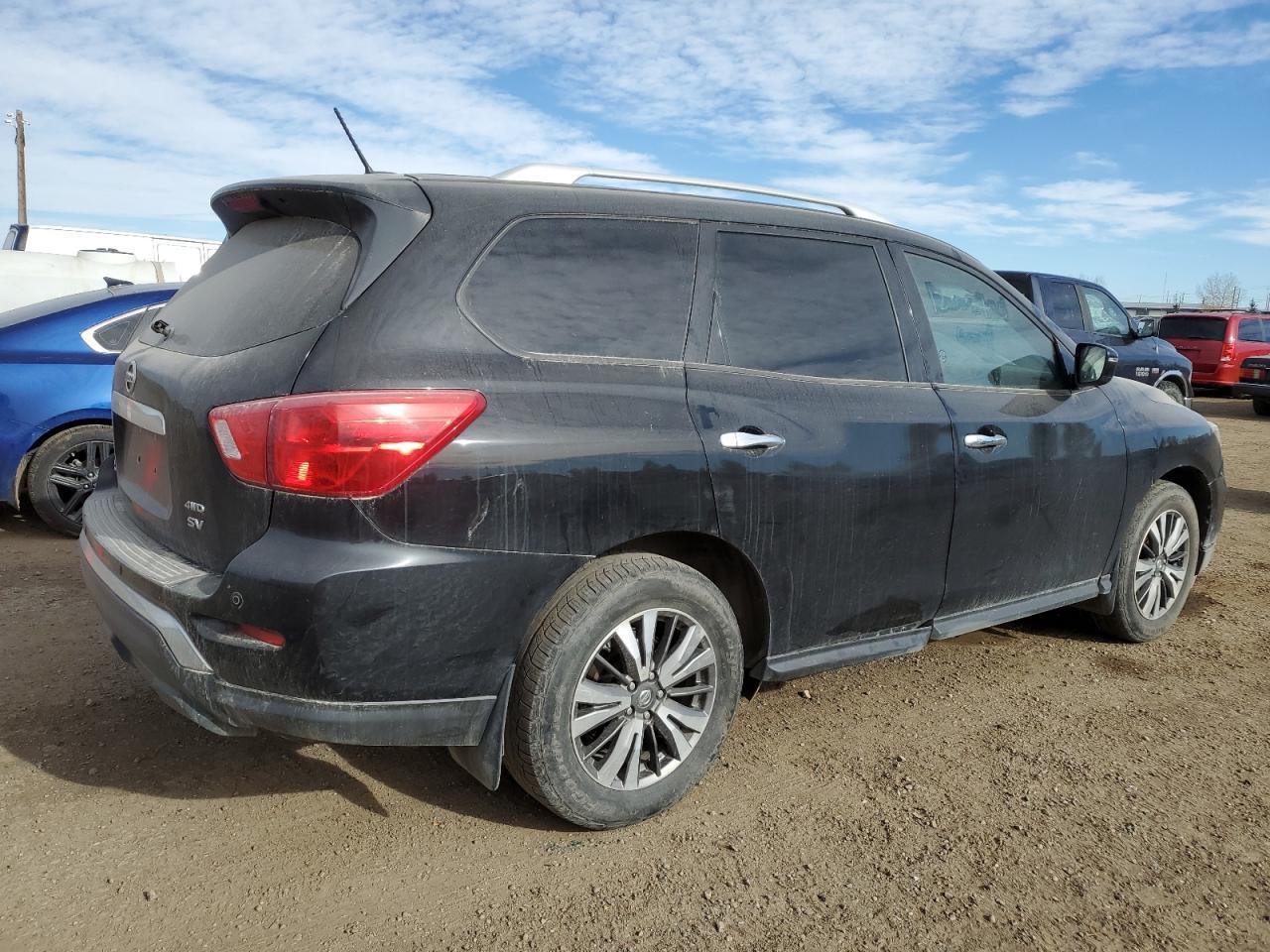 2018 NISSAN PATHFINDER