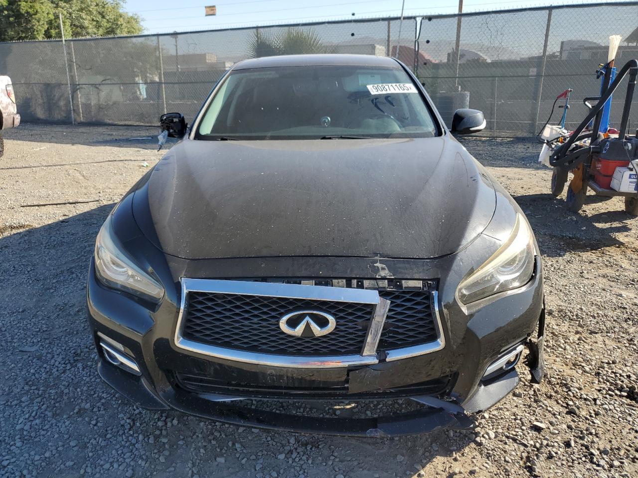 2015 INFINITI Q50
