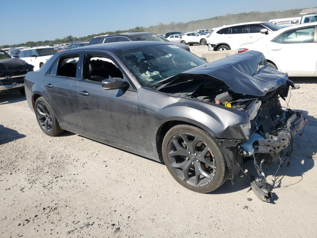 2021 CHRYSLER 300