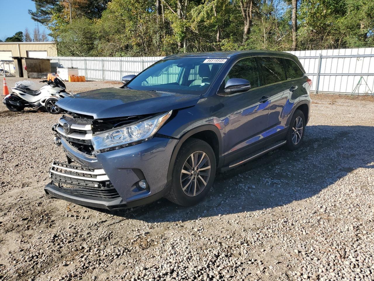 2019 TOYOTA HIGHLANDER