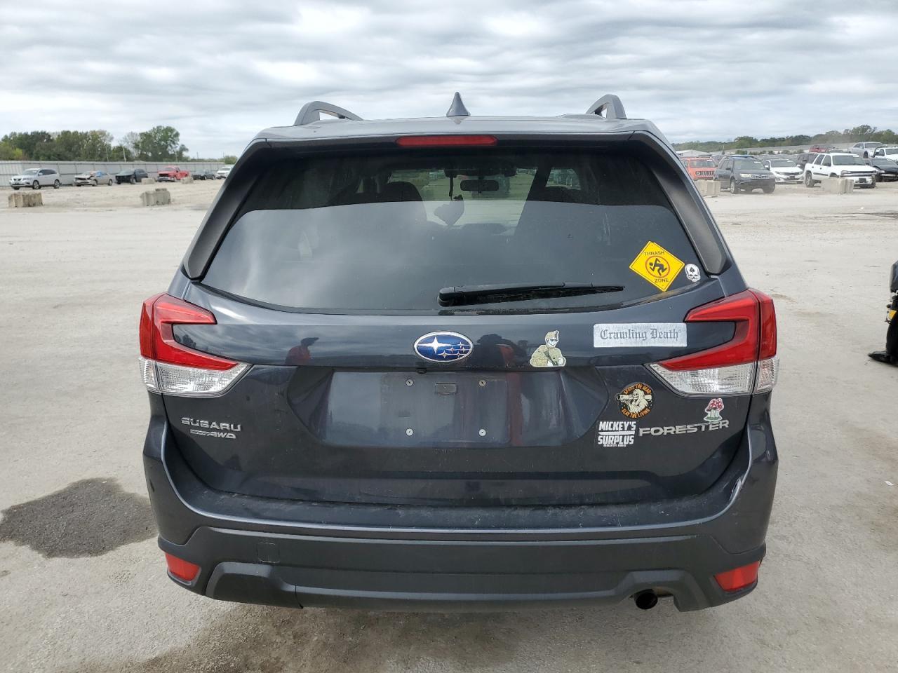 2019 SUBARU FORESTER