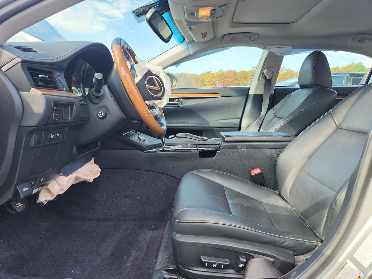 2013 LEXUS ES 300H