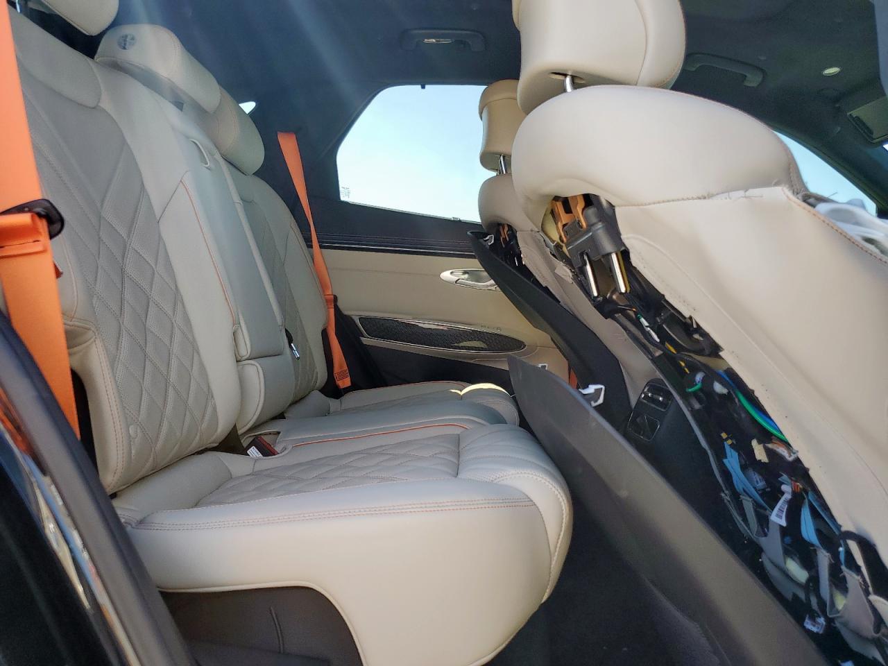 2026 GENESIS GV70