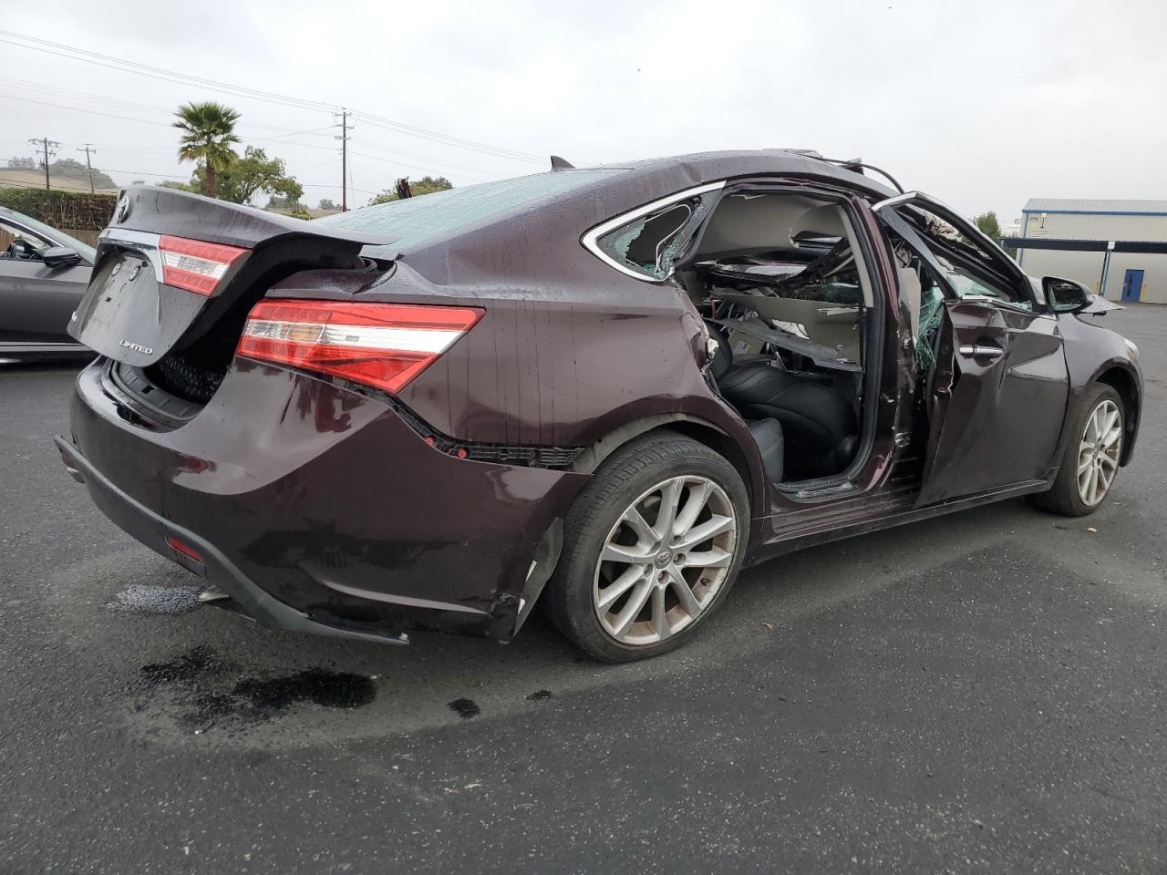 2015 TOYOTA Avalon