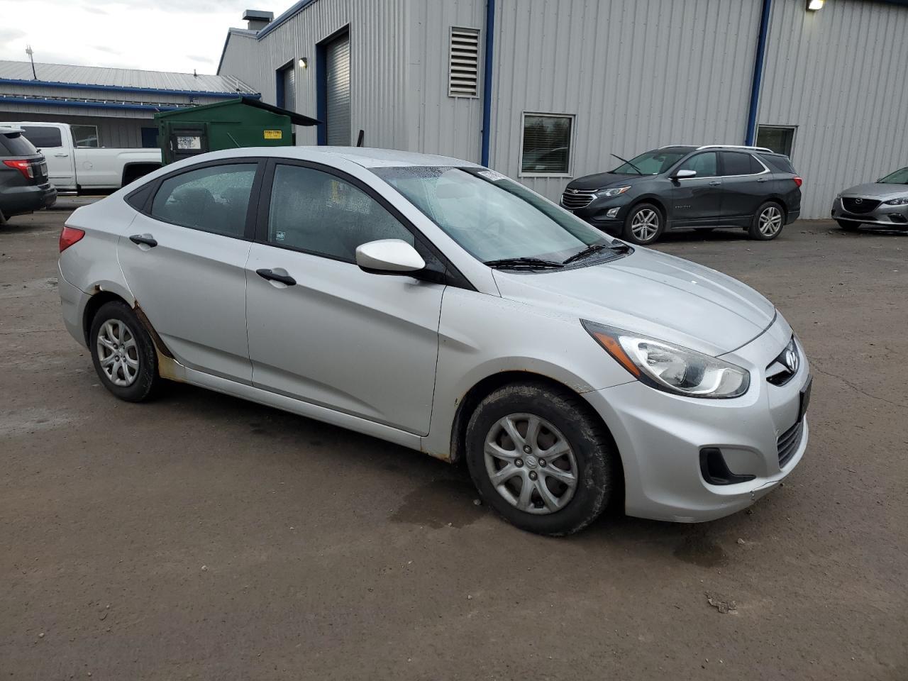 2012 HYUNDAI ACCENT