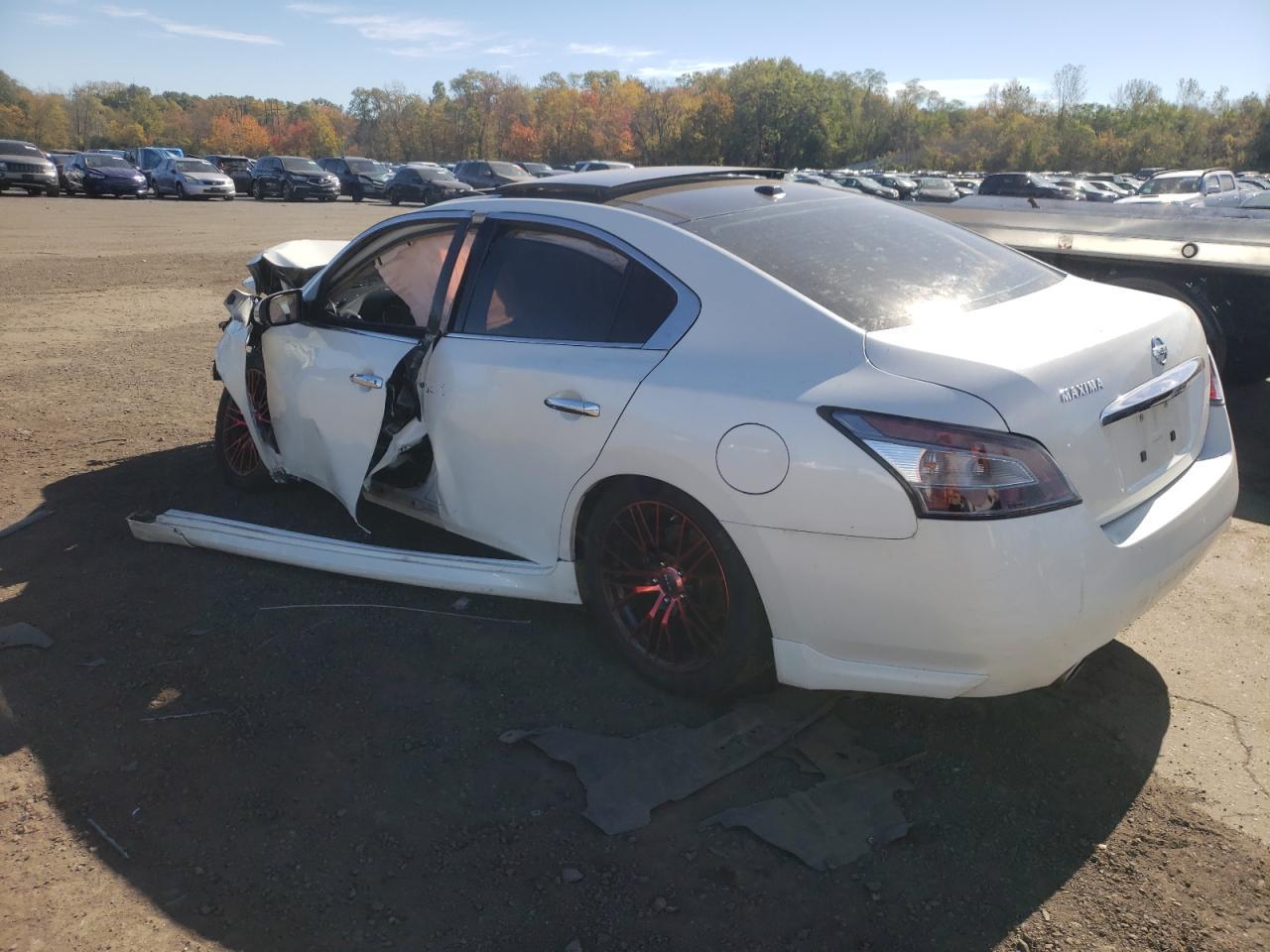 2014 NISSAN Maxima