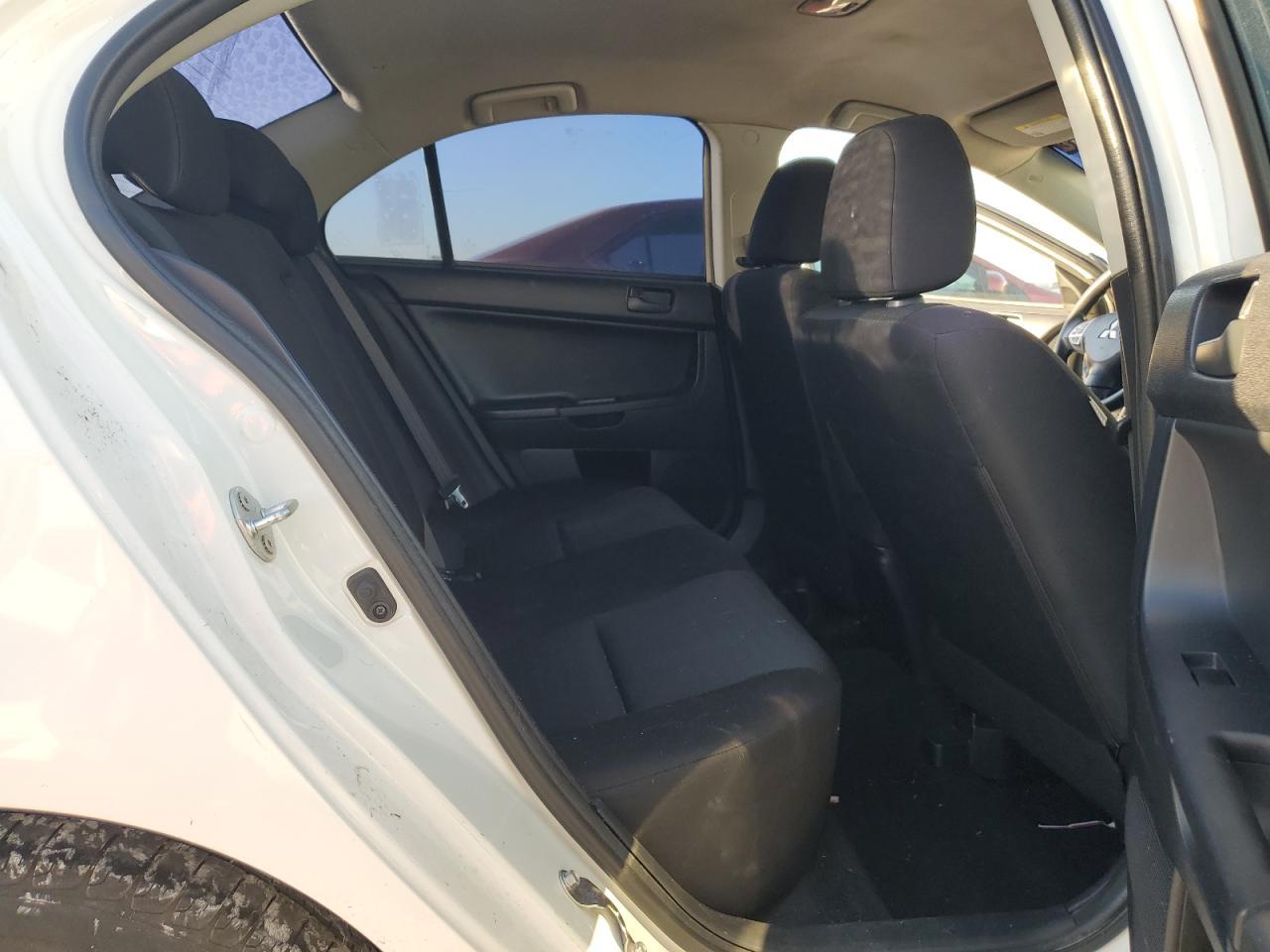 2013 MITSUBISHI LANCER