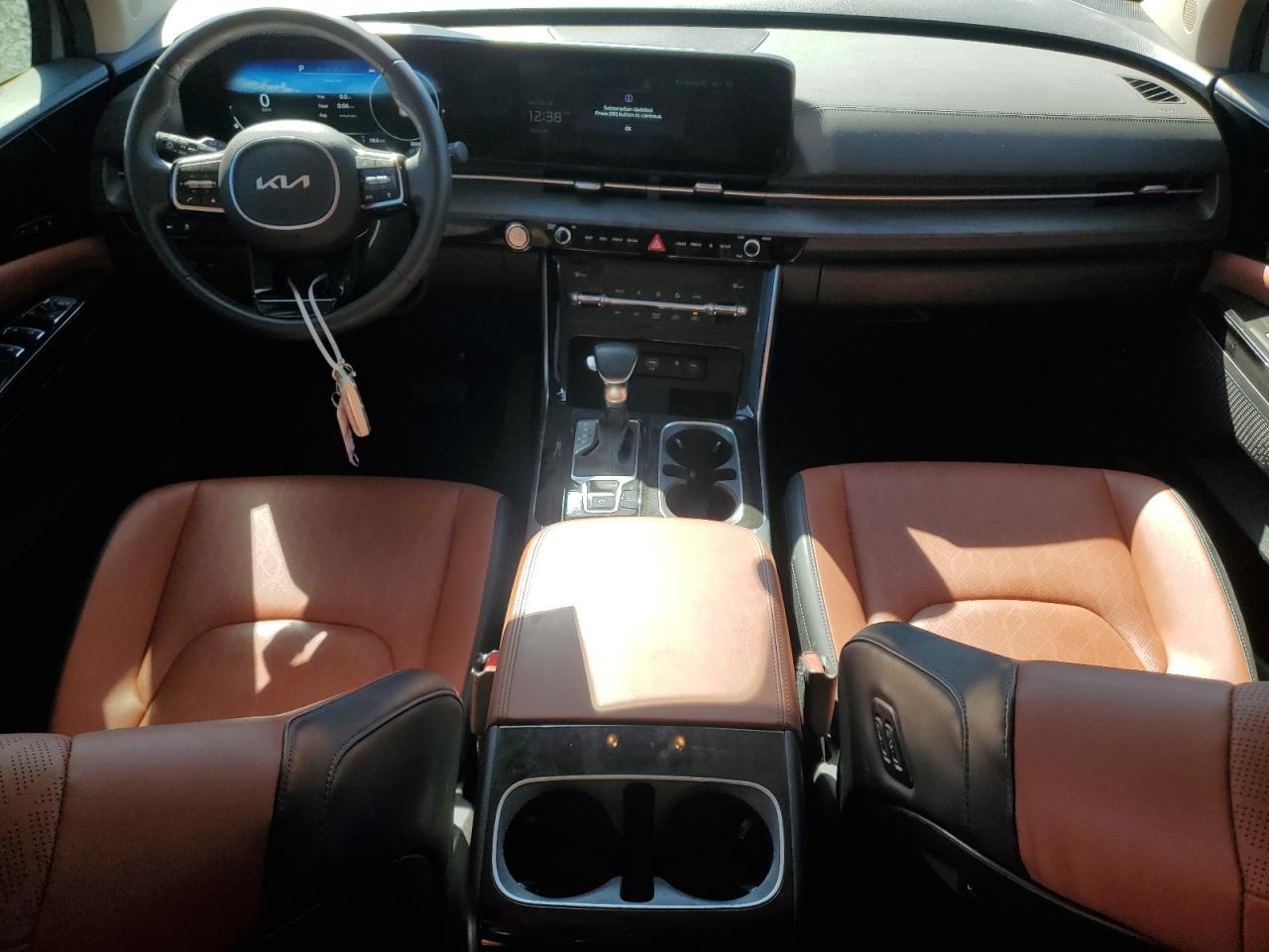 2024 KIA Carnival