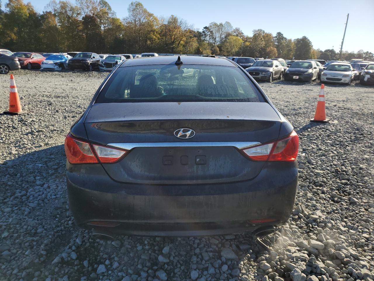 2011 HYUNDAI SONATA