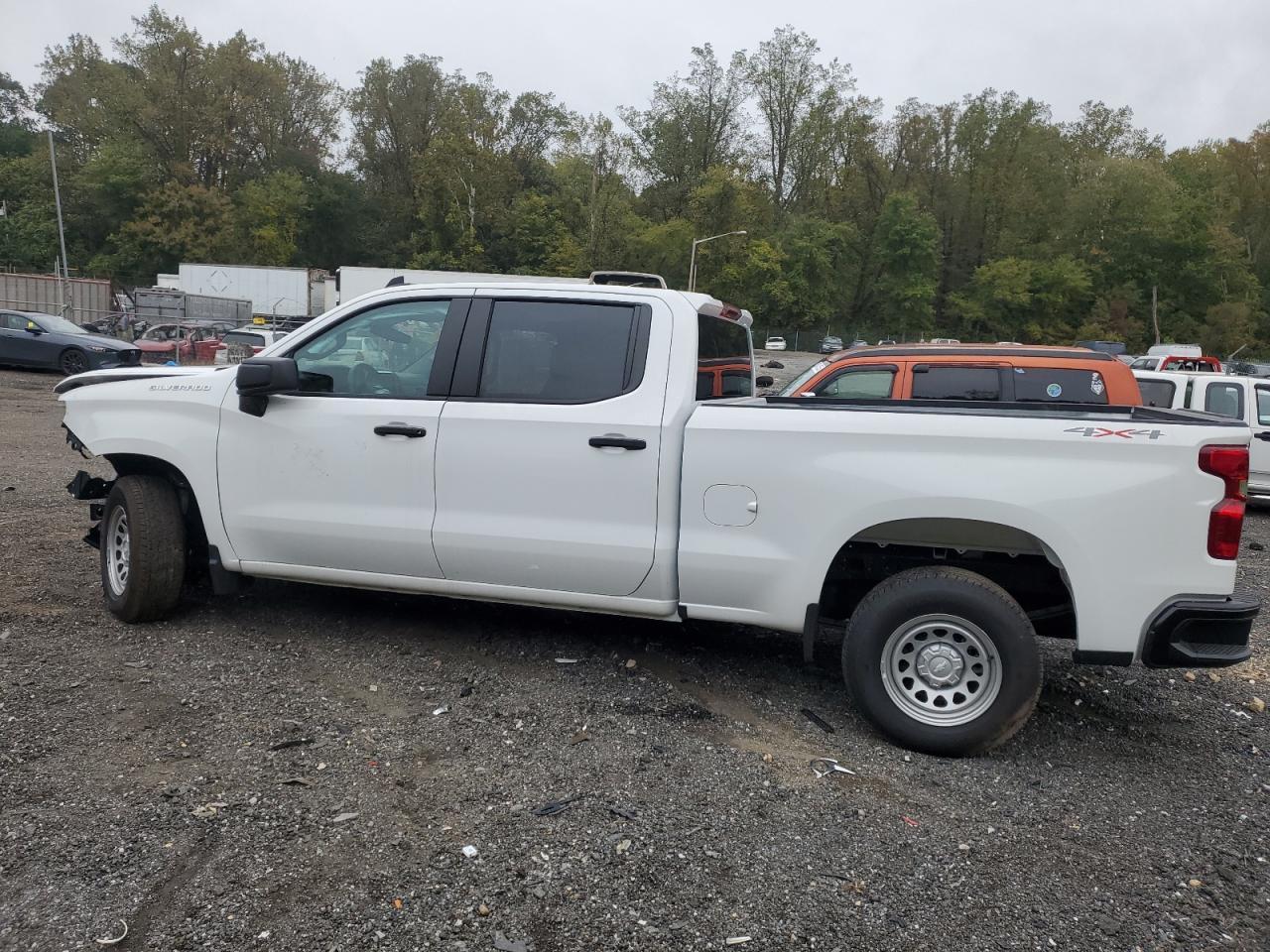 2025 CHEVROLET Silverado