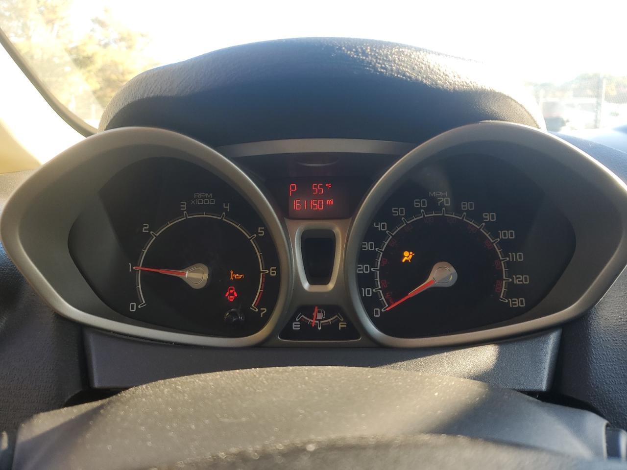 2011 FORD Fiesta