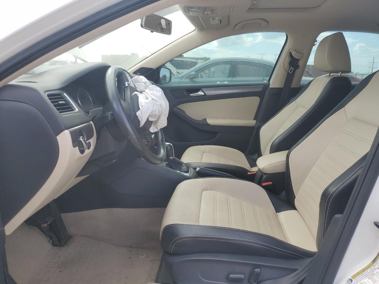 2013 VOLKSWAGEN JETTA