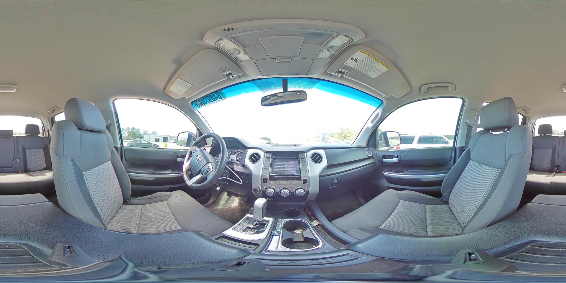 2017 TOYOTA TUNDRA
