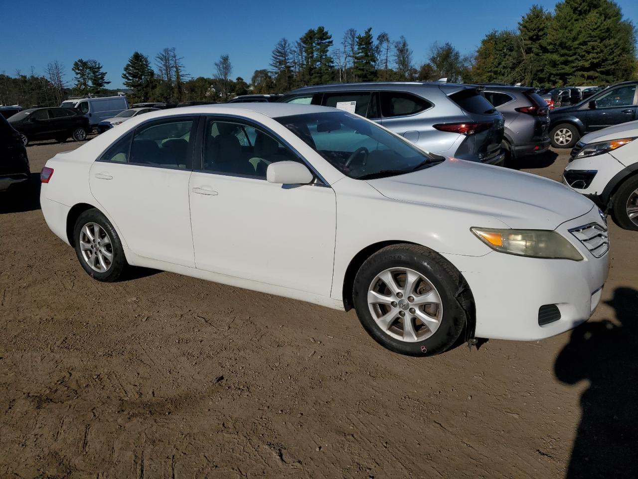 2011 TOYOTA CAMRY