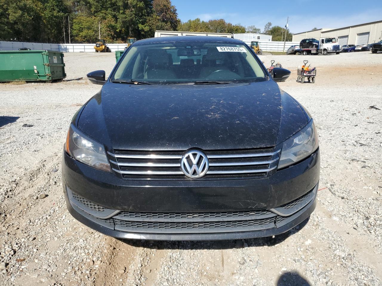 2012 VOLKSWAGEN Passat