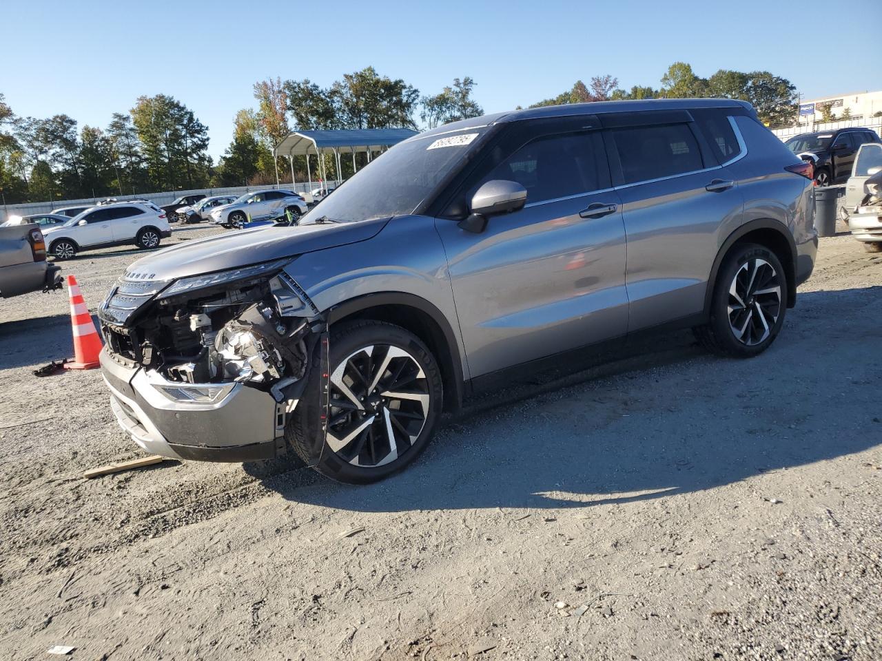 2022 MITSUBISHI outlander
