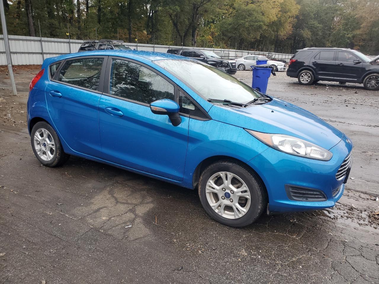 2016 FORD Fiesta