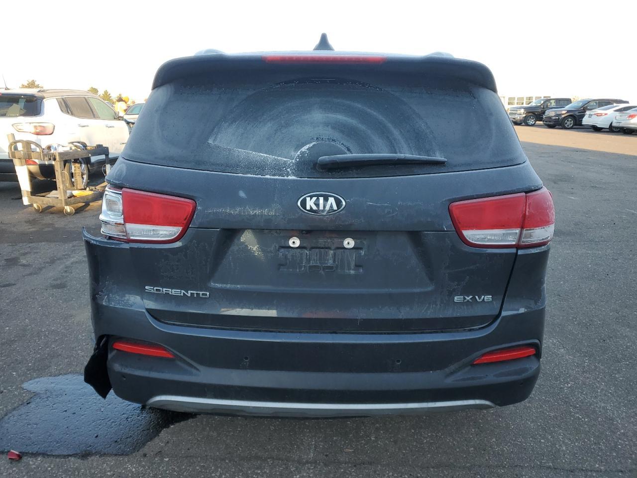 2018 KIA SORENTO